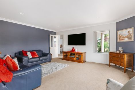 Photo of property in 15 Andalusian Place, Papamoa Beach, Papamoa, 3118