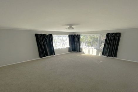 Photo of property in 14a Albert Road, Kelston, Auckland, 0602
