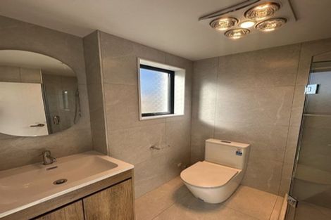 Photo of property in 16 Tukauri Place, Papakura, 2110