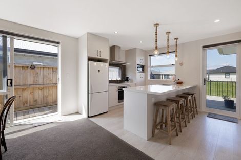 Photo of property in 79 Te Kio Crescent, Papamoa Beach, Papamoa, 3118