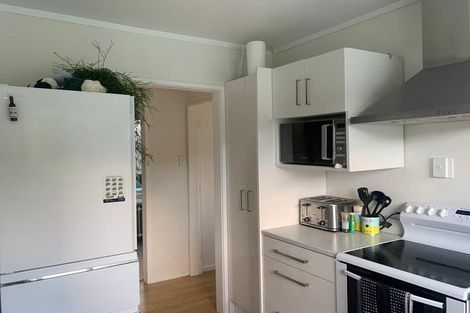 Photo of property in 1/20 Doris Gordon Crescent, Crofton Downs, Wellington, 6035