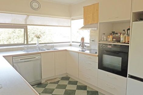 Photo of property in 10 Terrylyn Drive, Hillcrest, Auckland, 0627