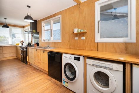 Photo of property in 710 Huia Street, Camberley, Hastings, 4120