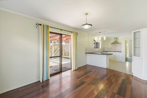 Photo of property in 19 Matuhi Rise, Henderson, Auckland, 0612