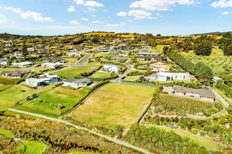 Photo of property in 11 Serenity Place, Parua Bay, 0174