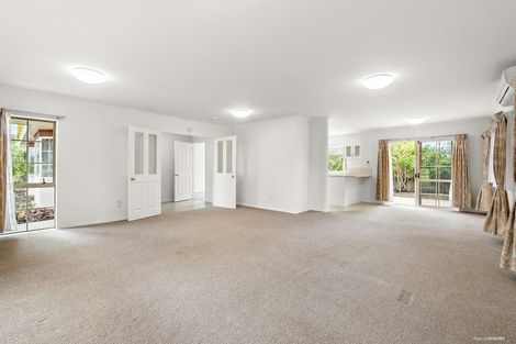 Photo of property in 11 Stanford Street, Albany, Auckland, 0632