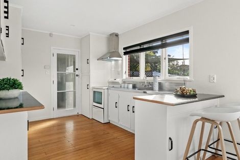 Photo of property in 23 Royston Street, Rosehill, Papakura, 2113