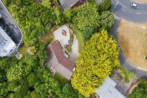 Photo of property in 93 Dowse Drive, Maungaraki, Lower Hutt, 5010