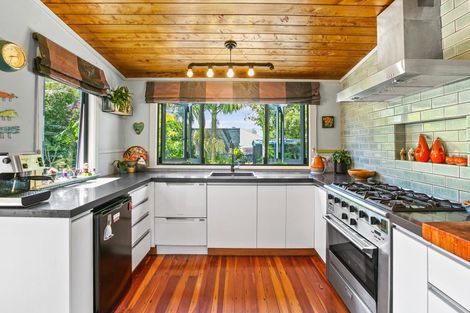 Photo of property in 109 Carrington Street, Lower Vogeltown, New Plymouth, 4310