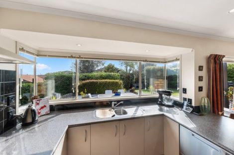 Photo of property in 13 Crescent Hills Court, Northpark, Auckland, 2013