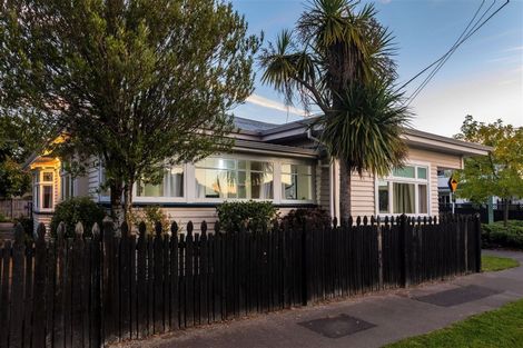 Photo of property in 100 Rose Street, Somerfield, Christchurch, 8024