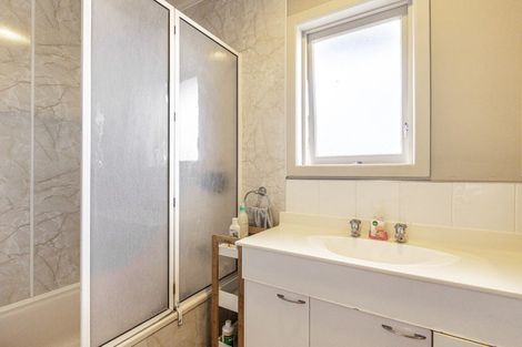 Photo of property in 4 Red Hill Road, Red Hill, Papakura, 2110