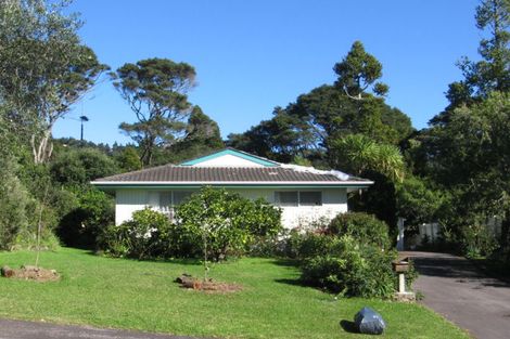 Photo of property in 47 Onedin Place, Titirangi, Auckland, 0604