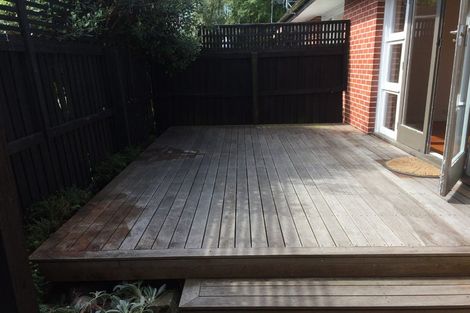 Photo of property in 2/84 Holly Road, St Albans, Christchurch, 8014