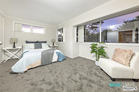 Photo of property in 12 Hywell Place, Manurewa, Auckland, 2102