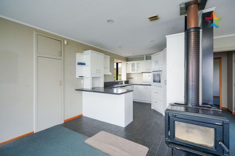 Photo of property in 14 Marine Parade, Bluff, 9814