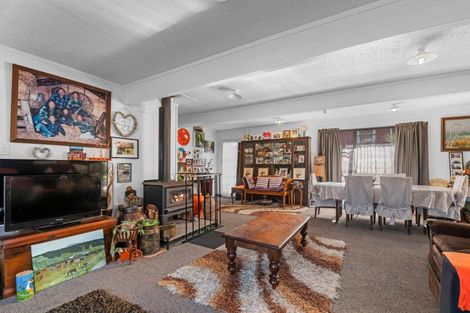 Photo of property in 2 Spencer Street, Western Heights, Rotorua, 3015