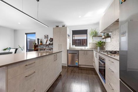 Photo of property in 29 Empire Crescent, Papamoa, 3118