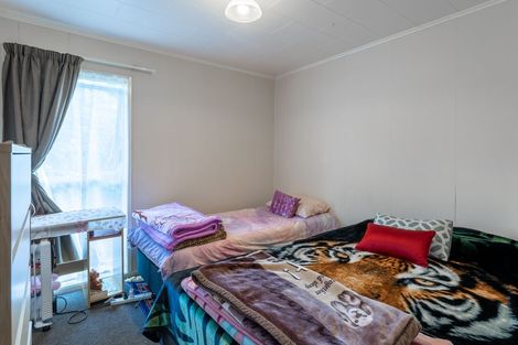 Photo of property in 2/14 Claridge Street, Glen Eden, Auckland, 0602