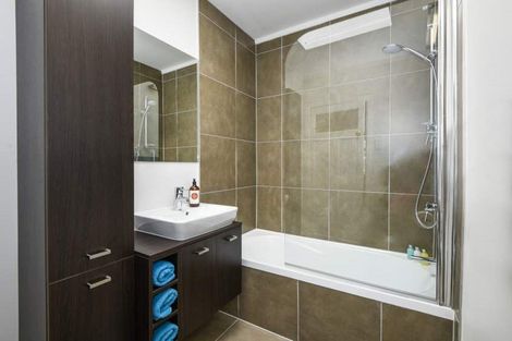 Photo of property in 40 Roberton Road, Avondale, Auckland, 1026