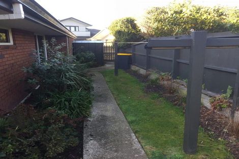 Photo of property in 19 Orlando Crescent, Waimairi Beach, Christchurch, 8083