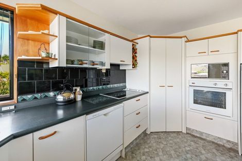 Photo of property in 6 Athenry Road, Bridge Hill, Alexandra, 9320