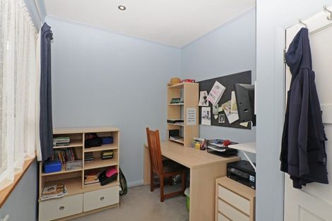 Photo of property in 4 Leveson Street, Strathmore Park, Wellington, 6022