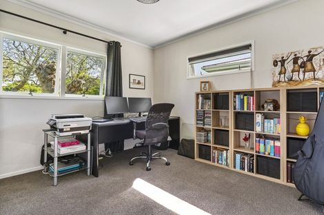 Photo of property in 13 Fairview Place, Te Puke, 3119