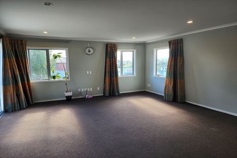 Photo of property in 1 Kahurangi Heights, Aotea, Porirua, 5024