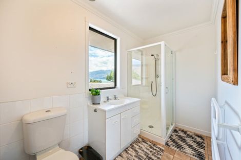 Photo of property in 3 Briar Bank Drive, Wanaka, 9305