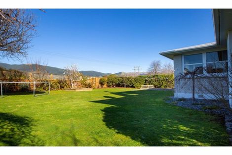 Photo of property in 22 Keats Crescent, Stoke, Nelson, 7011