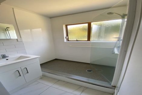 Photo of property in 3/767 Beach Road, Browns Bay, Auckland, 0630