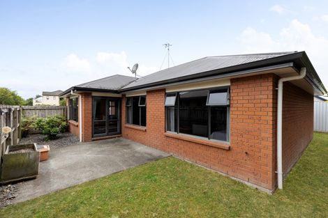 Photo of property in 50 Nielsen Gardens, Rototuna, Hamilton, 3210