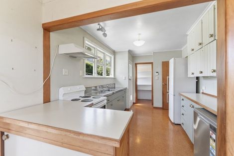 Photo of property in 12 Te Rauparaha Street, Otaki, 5512