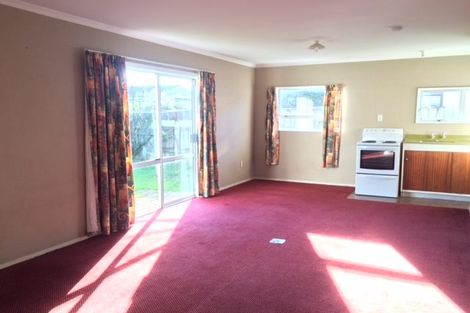 Photo of property in 87d Cracroft Street, Waitara, 4320