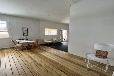 Photo of property in 2/24 West End Road, Herne Bay, Auckland, 1022