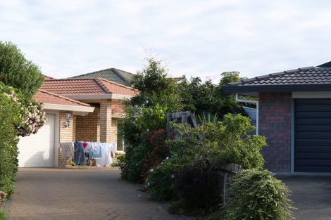Photo of property in 29 Ambleside Drive, Northpark, Auckland, 2013