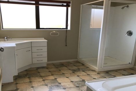 Photo of property in 40 Beresford Street, Takaro, Palmerston North, 4410