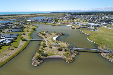 Photo of property in 7 Waituna Street, Pegasus, 7612