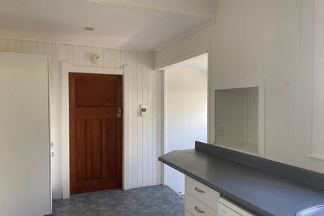 Photo of property in 8a Heath Grove, Waiwhetu, Lower Hutt, 5010