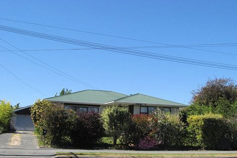 Photo of property in 83 Kendal Avenue, Burnside, Christchurch, 8053