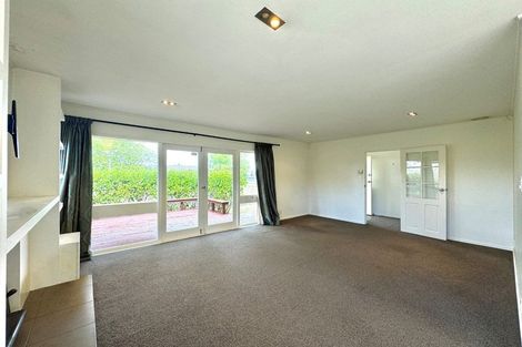 Photo of property in 98 Angelo Avenue, Howick, Auckland, 2014