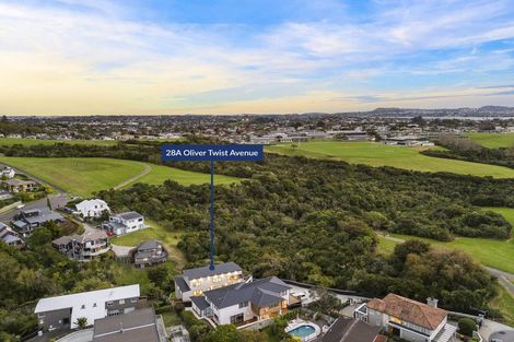 Photo of property in 28a Oliver Twist Avenue, Mellons Bay, Auckland, 2014