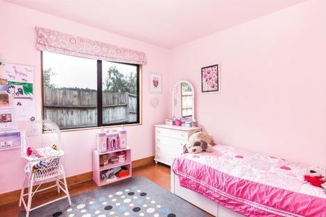 Photo of property in 6 Astelia Way, Waipahihi, Taupo, 3330