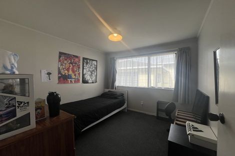 Photo of property in 12 Escort Grove, Awapuni, Palmerston North, 4412