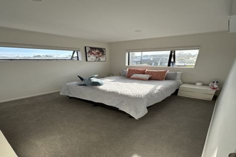 Photo of property in 18 Vintry Drive, Huapai, Kumeu, 0810