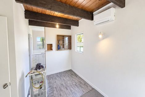 Photo of property in 25 Attlee Place, Gisborne, 4010