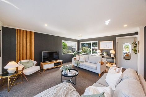 Photo of property in 4 Gladys Place, Kelvin Grove, Palmerston North, 4414