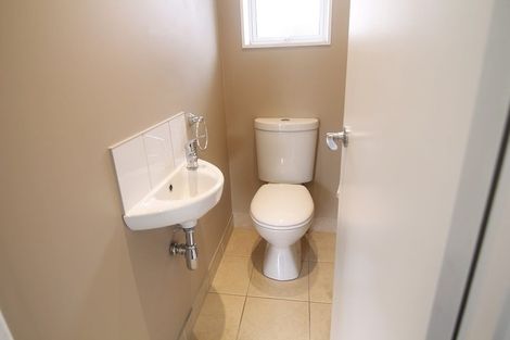 Photo of property in 69 Liverton Crescent, Bishopdale, Christchurch, 8053