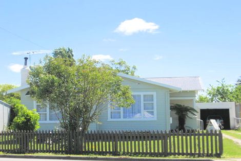 Photo of property in 14 De Lautour Road, Kaiti, Gisborne, 4010